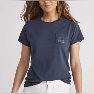 NWOT Vineyard Vines Women’s Beach Fireworks Short Sleeve Navy Pocket Tee Large